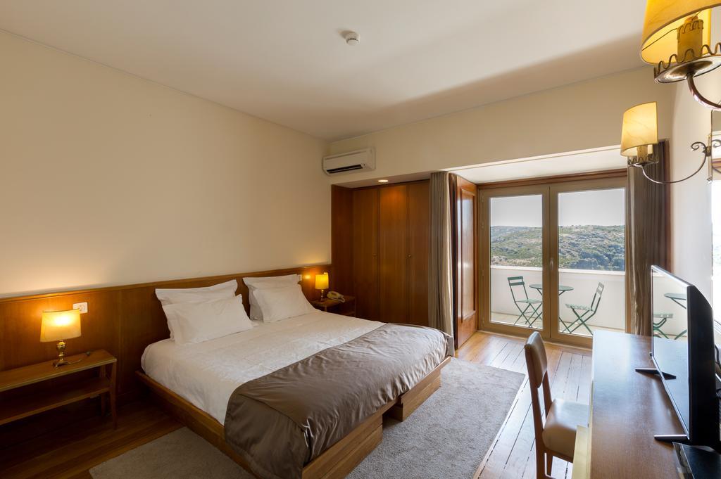 Hotel Parador Santa Catarina Miranda do Douro Eksteriør billede